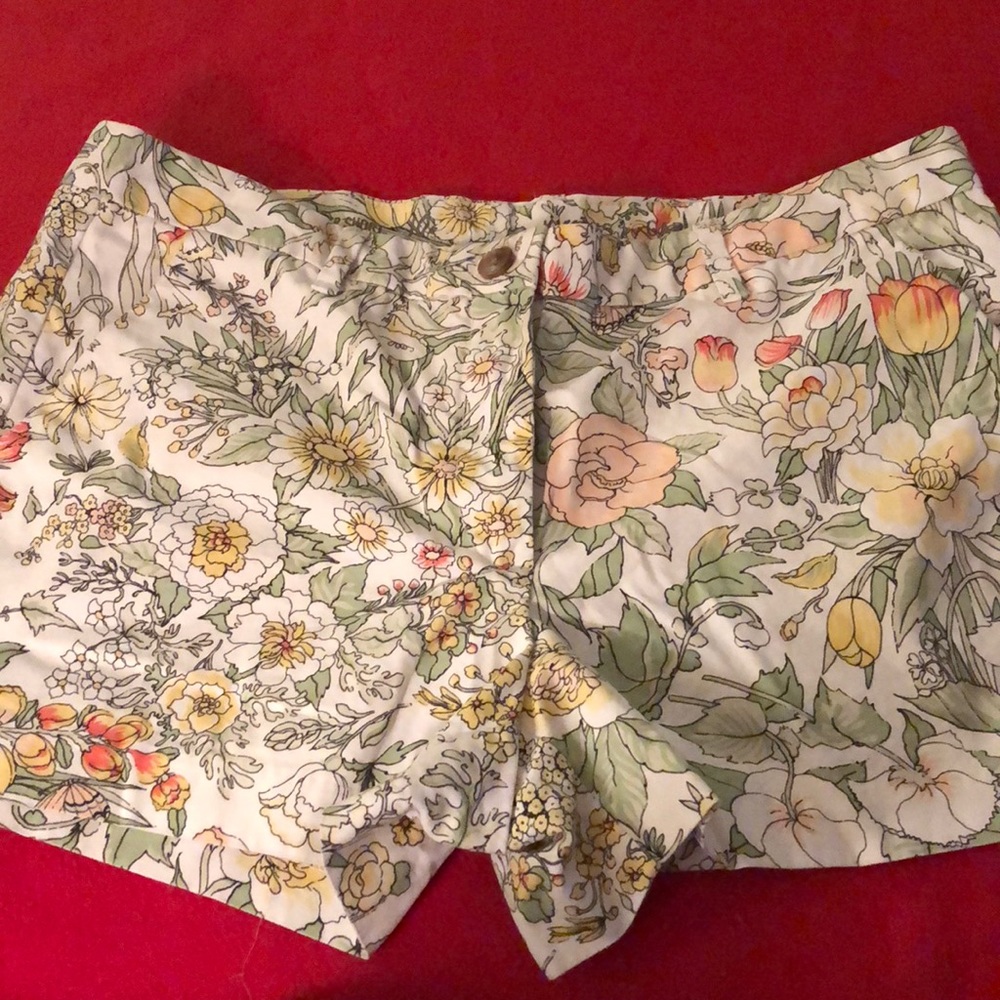 Gap summer shorts floral print size 10